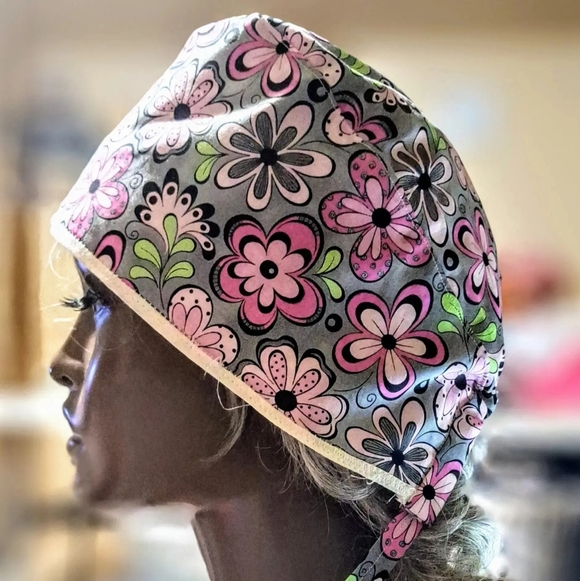 Scrub Caps - Picture 6 of 17